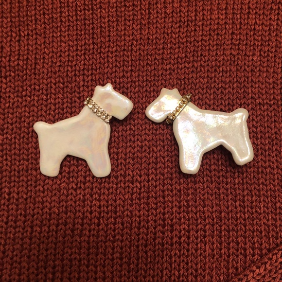 1 of a Kind Dog Brooch - Picture 1 of 6